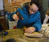 Atelier bricol-enfant sur demande.