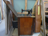 Singer avec son meuble